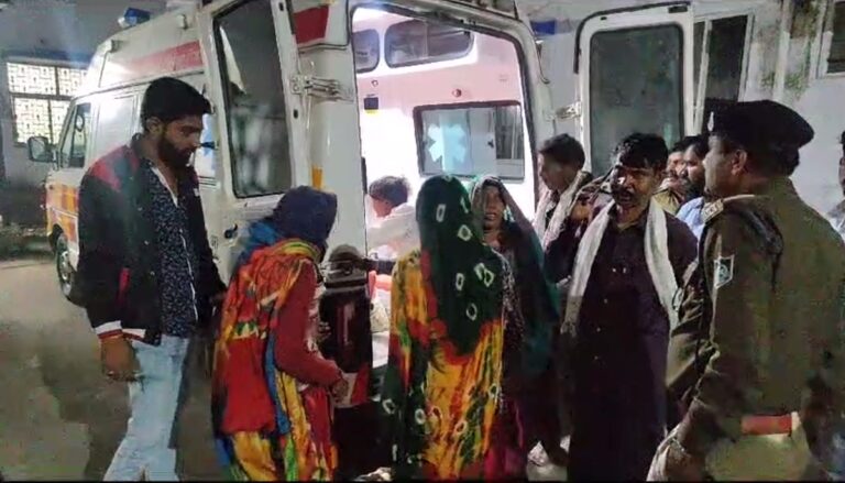 Barwani Bus Accident: नशे में धुत ड्राइवर की लापरवाही से पलटी बस, 15 यात्री घायल, CM मोहन ने समुचित इलाज के दिए निर्देश