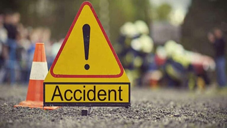 MP ACCIDENT: डिंडोरी में दर्दनाक हादसा, अनियंत्रित होकर पलटा लोडिंग वाहन, 14 लोगों की मौत, 21 लोग घायल