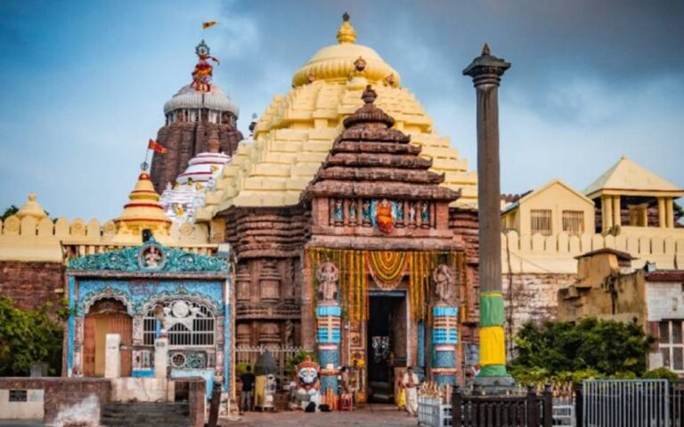 Jagannath Temple: भाजपा ने खुलवाए जगन्नाथ मंदिर के वो 3 दरवाजे, जो सालों से थे बंद! जानें क्या है पीछे की ​कहानी…