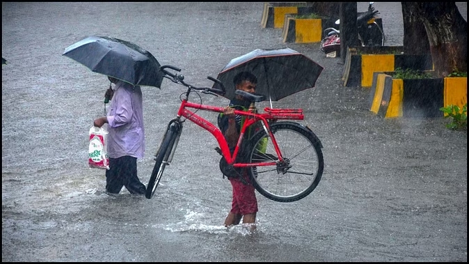 Weather: दक्षिण-पश्चिम मानसून के जल्द दस्तक देने से केरल में तबाही, भारी बारिश के कारण कई इलाके जलमग्न