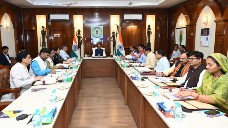 Sai Cabinet Meeting : गुरु घासीदास-तमोर पिंगला टाइगर रिजर्व गठित करने का लिया निर्णय, छत्तीसगढ़ में ईको-पर्यटन को मिलेगा बढ़ावा