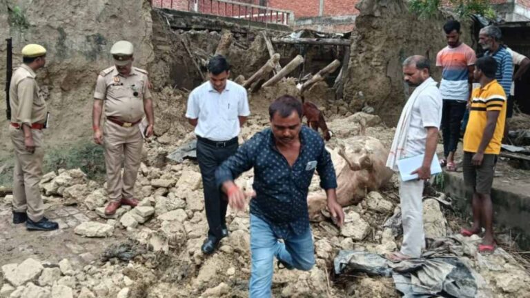 भरभराकर गिरी घर की कच्ची दीवार, हादसे में दादा और मासूम पोते की मौत, परिजनों का रो-रोकर बुरा हाल