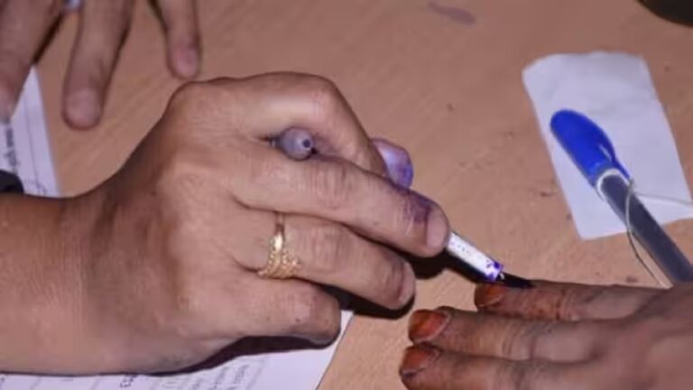 Bihar By-Election: 6 प्रत्याशियों ने वापस लिया नाम, अब 4 सीटों के लिए 38 उम्मीदवारों के बीच होगा मुकाबला